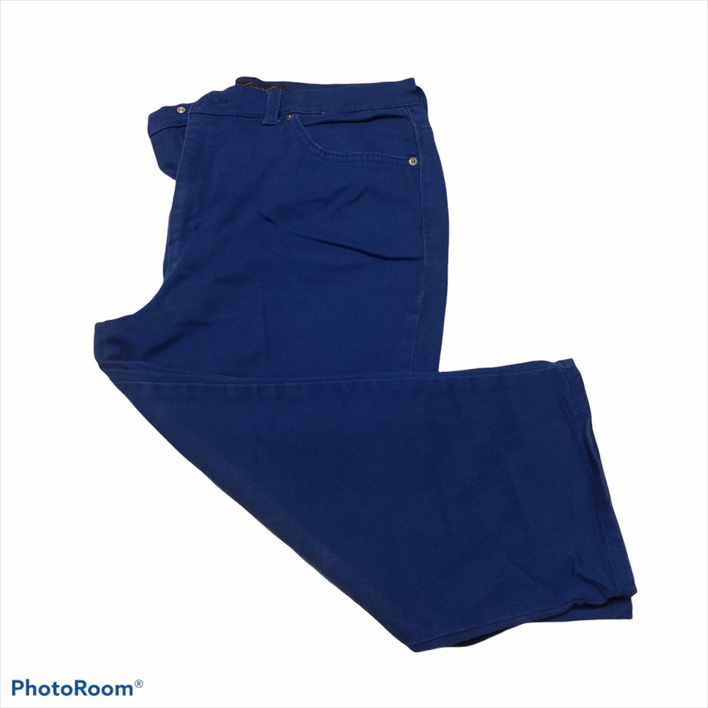 Gloria Vanderbilt Amanda Capri Blue Denim size 12